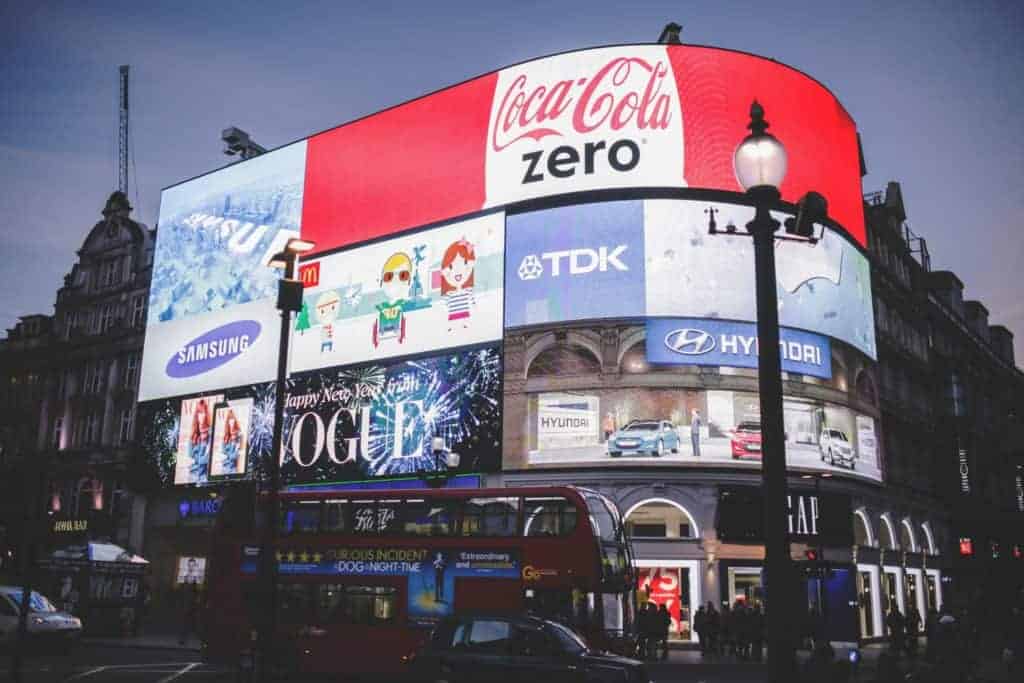 piccadilly circus londra