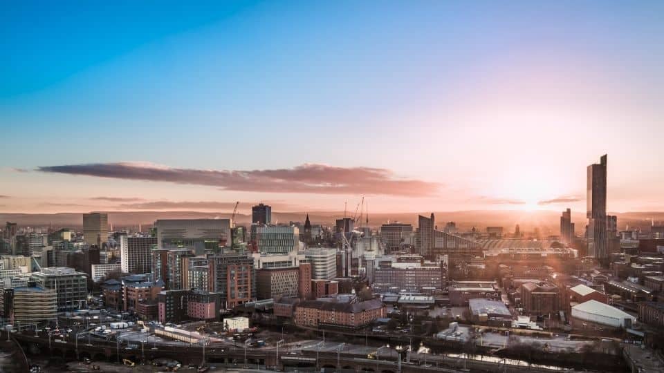 città inglesi maggiori Manchester