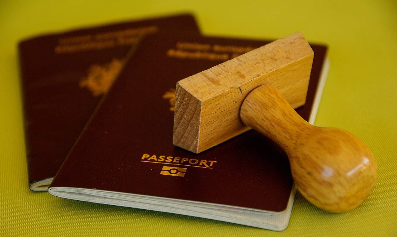 Smarrimento della Carta di Identità o del passaporto nel Regno Unito: cosa fare? 1