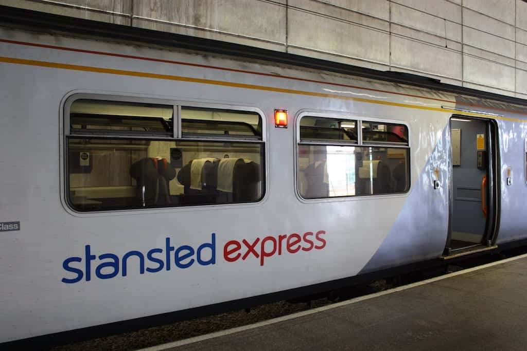 Stansted Express: viaggia dall'aeroporto di Stansted a Londra 1