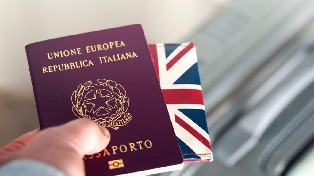 passaporto biometrico elettronico italiano