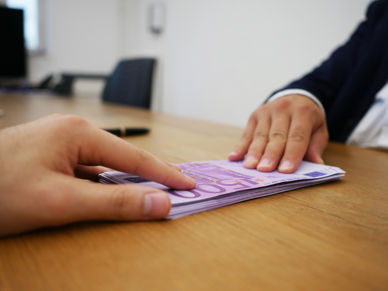 Immagine che illustra l'assegno di accompagnamento 2026 e i requisiti per la richiesta.